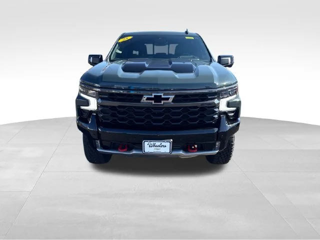 Used 2025 Cypress Gray Chevrolet ZR2 image 9