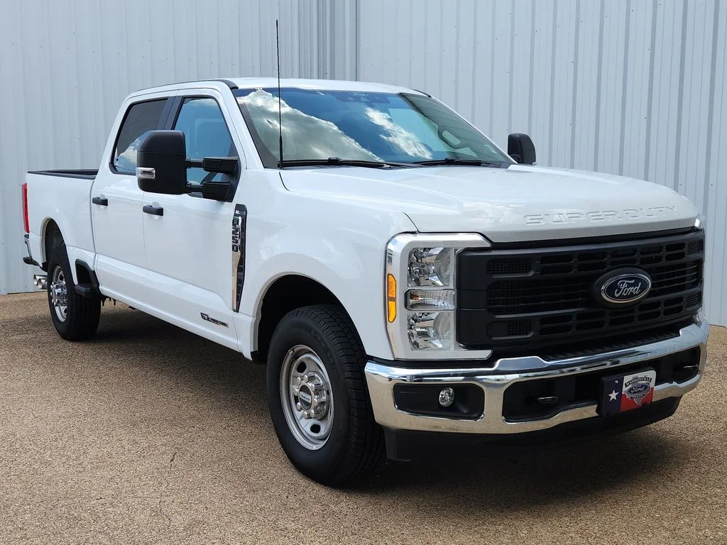 2026 Ford F-250 XL Crew Cab 6-3/4' Box's photo