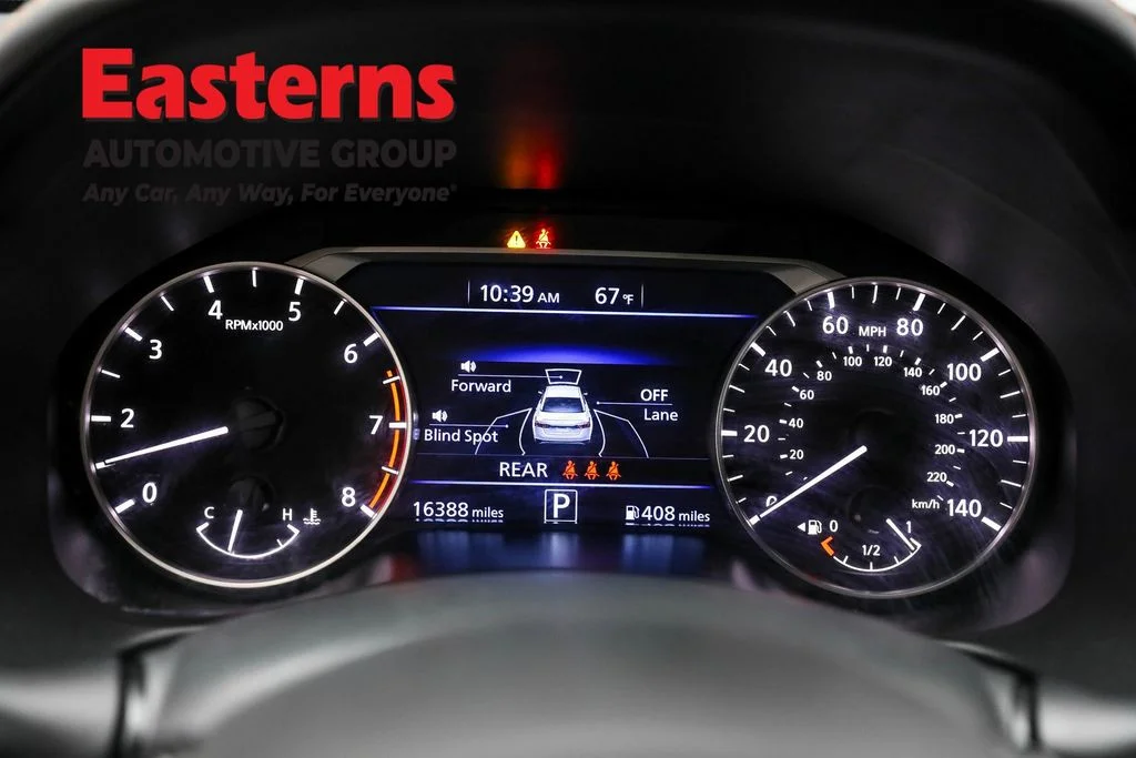 Used 2023 White Nissan 2.5 SR image 18
