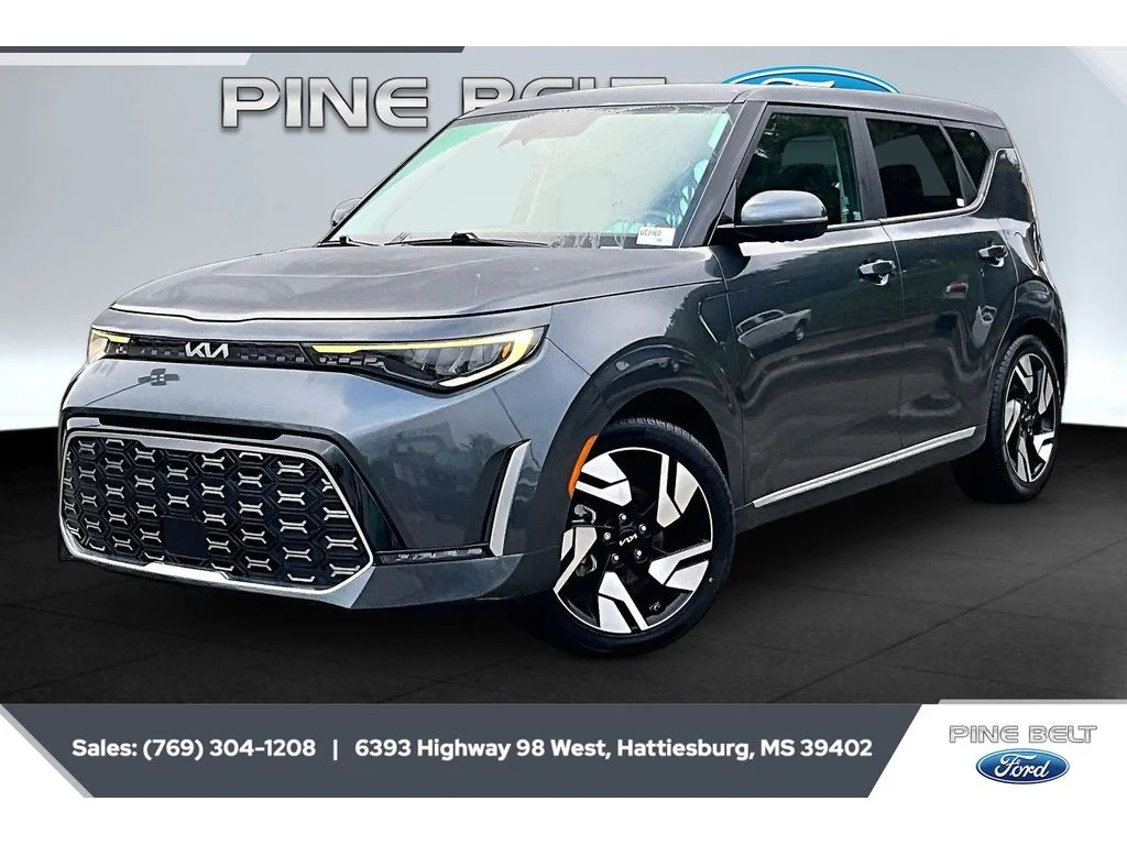 Used 2023 Gravity Gray Kia GT-Line image 10