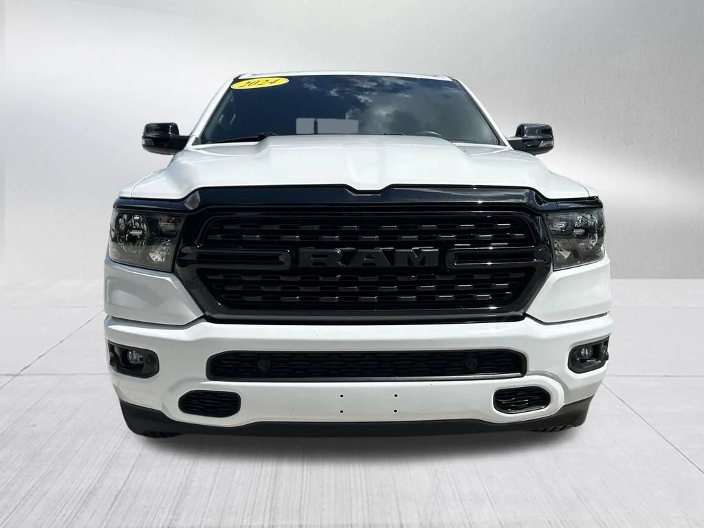 Certified Used 2024 White Ram Big Horn/Lone Star image 2