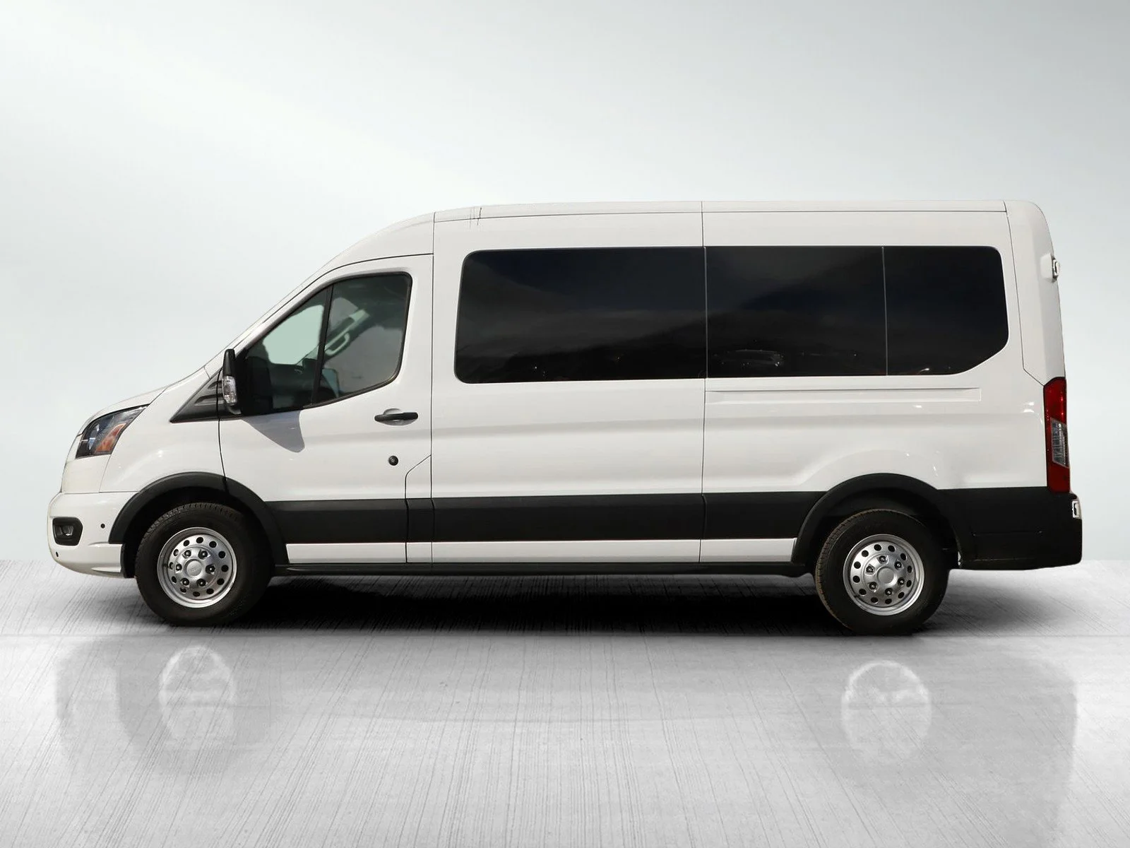 Used 2025 Ford Transit Passenger Van XLT with VIN 1FBAX9CG5SKA07017 for sale in Hopkins, Minnesota