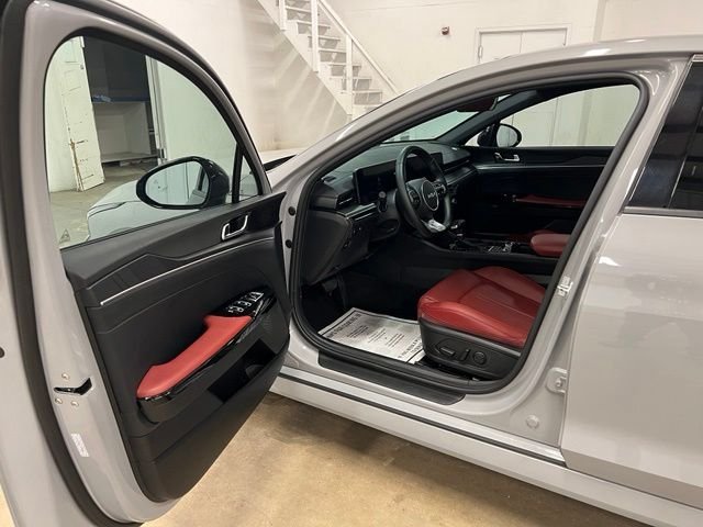 Used 2025 Gray Kia GT-Line image 20