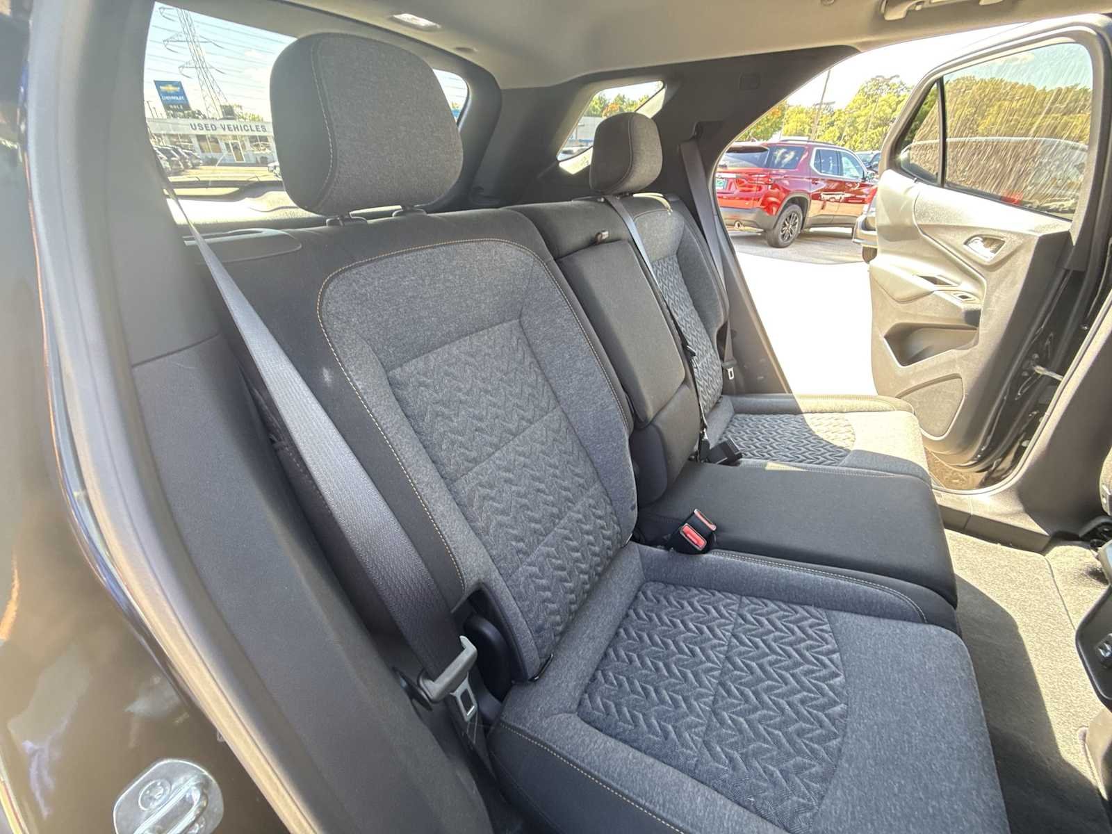 2024 Chevrolet Equinox LT - Photo 27