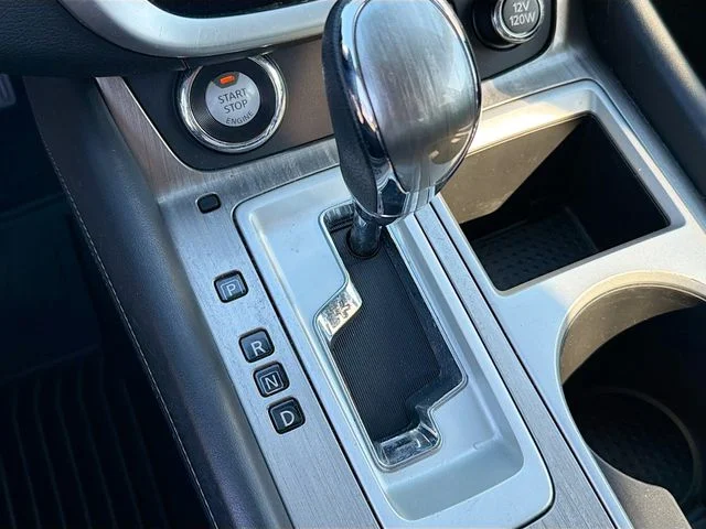 Used 2018 Silver Nissan SV image 18
