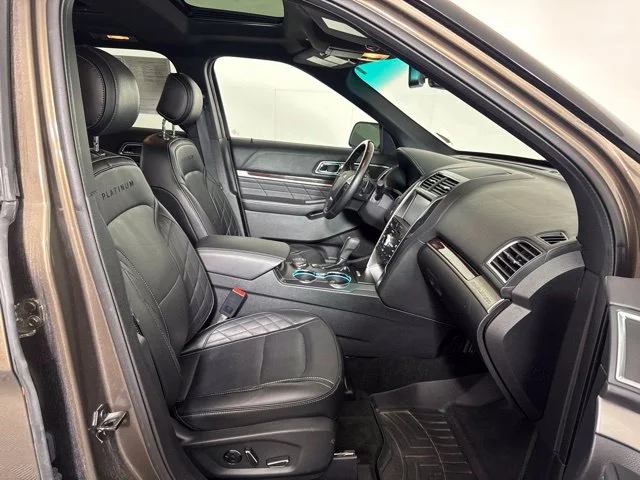 Used 2016 Brown Ford Platinum image 4