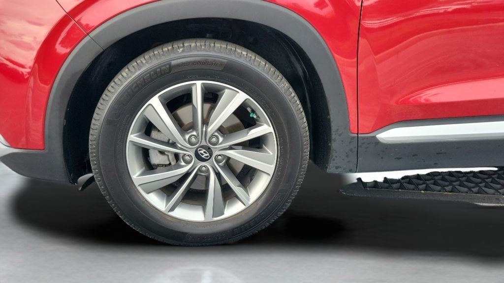Used 2019 Red Hyundai Ultimate image 26