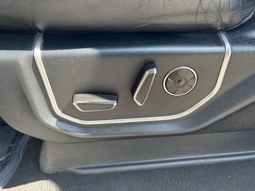 Used 2021 White Ford Limited image 15