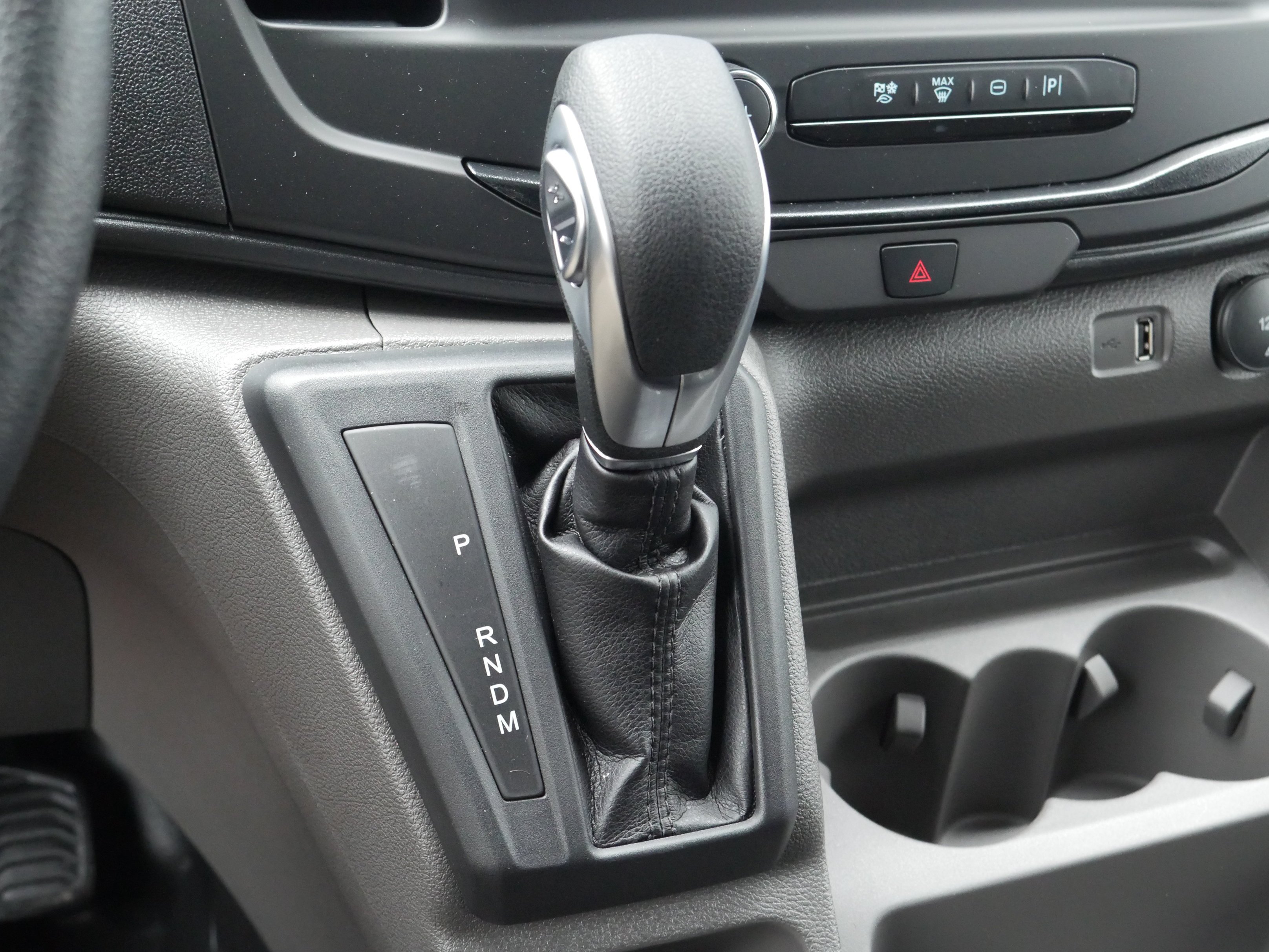 2026 Ford Transit Van Base - Photo 13
