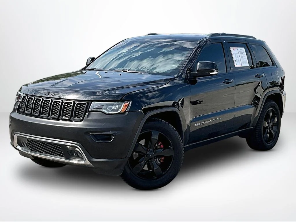 Used 2019 Black Jeep Limited image 2