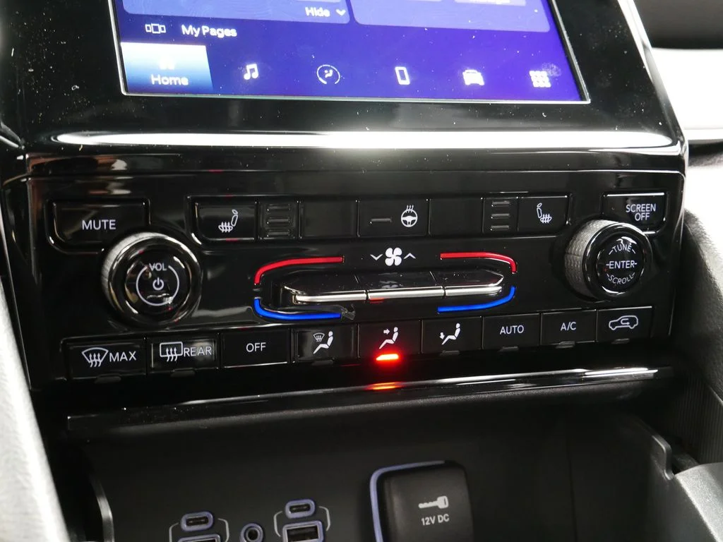 2025 Jeep Grand Cherokee Laredo - Photo 37