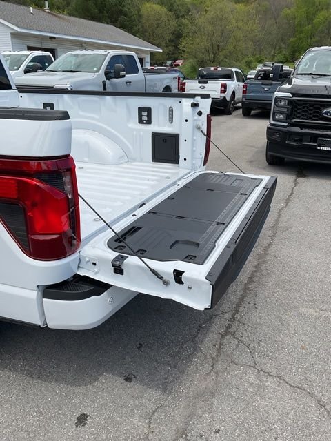 Used 2026 White Ford XLT image 17