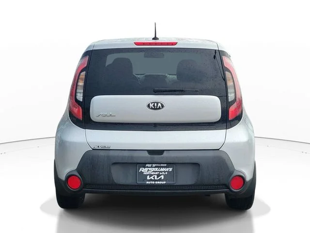 Used 2016 Silver Kia Base image 5