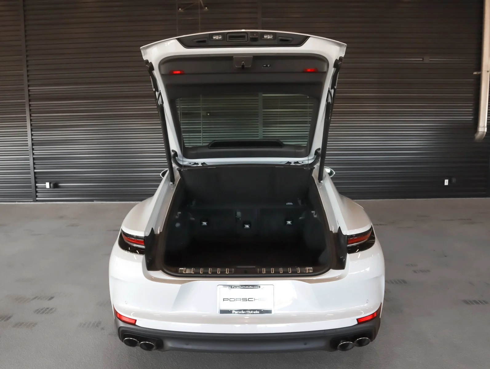 2025 Porsche Panamera Base - Photo 26