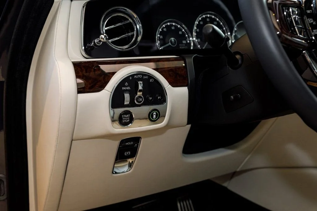 Used 2021 Midnight Sapphire Rolls-Royce  image 27