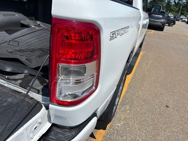 Used 2022 White Ram Big Horn/Lone Star image 8
