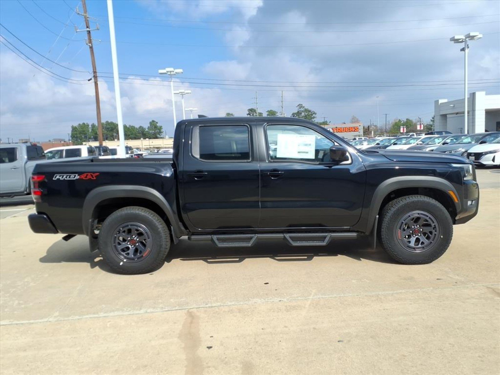 2026 Nissan Frontier Crew Cab PRO-4X® - 3