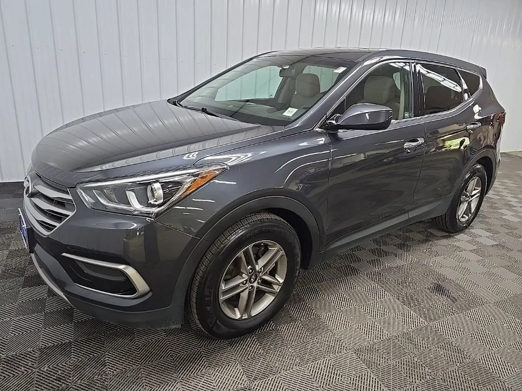 Used 2017 Platinum Graphite Hyundai 2.4 Base image 8