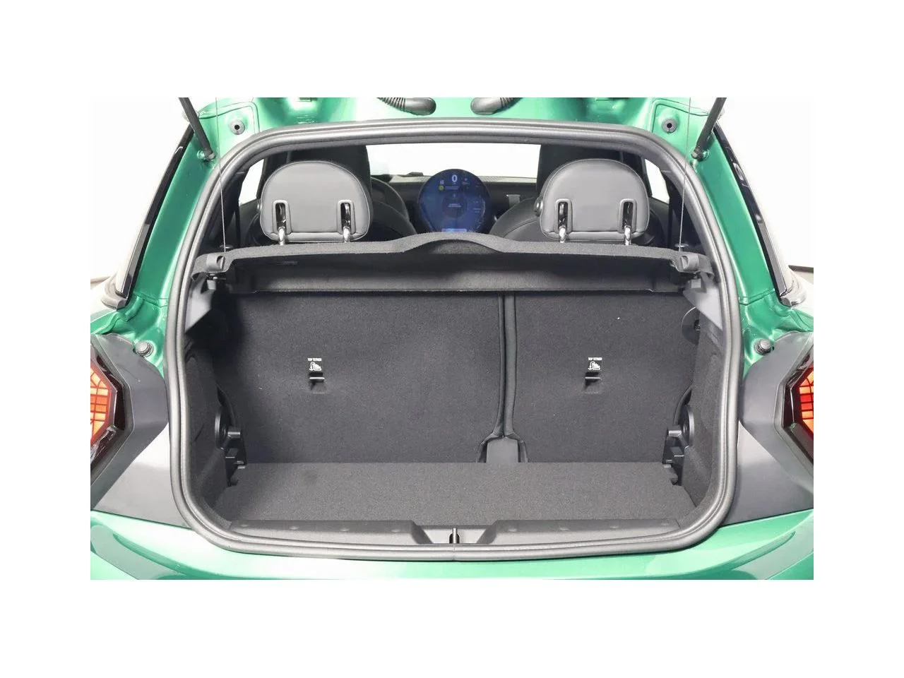 New 2026 British Racing Green IV Metallic MINI SIGNATURE PLUS image 8