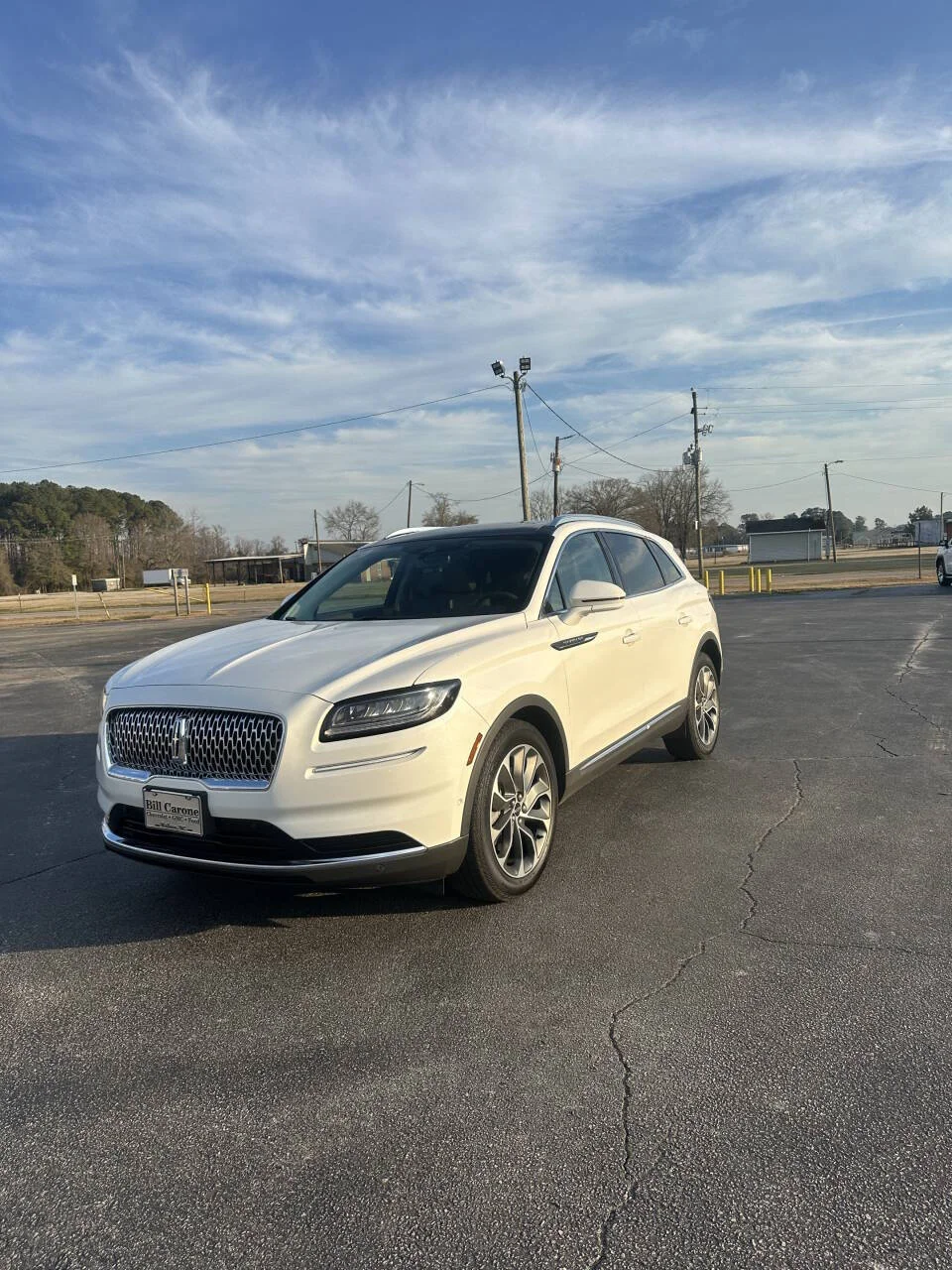 Used 2022 White Lincoln Reserve AWD 4dr SUV image 1