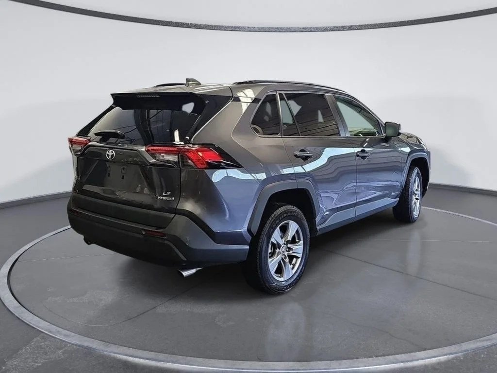 Used 2024 Gray Toyota LE image 3