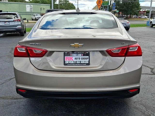 Used 2023 Gray Chevrolet LT image 6