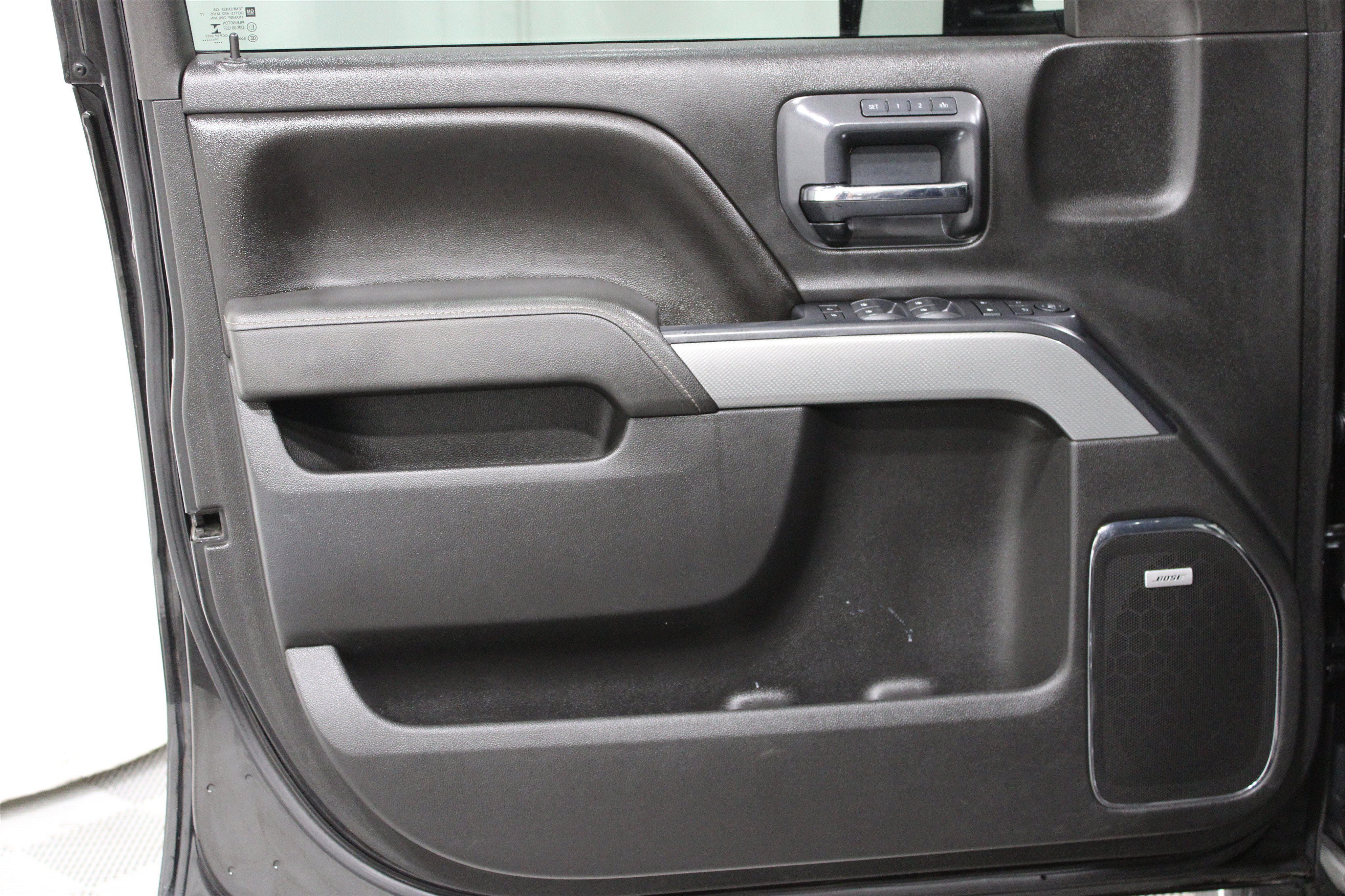 Used 2015 Black Chevrolet LTZ image 6