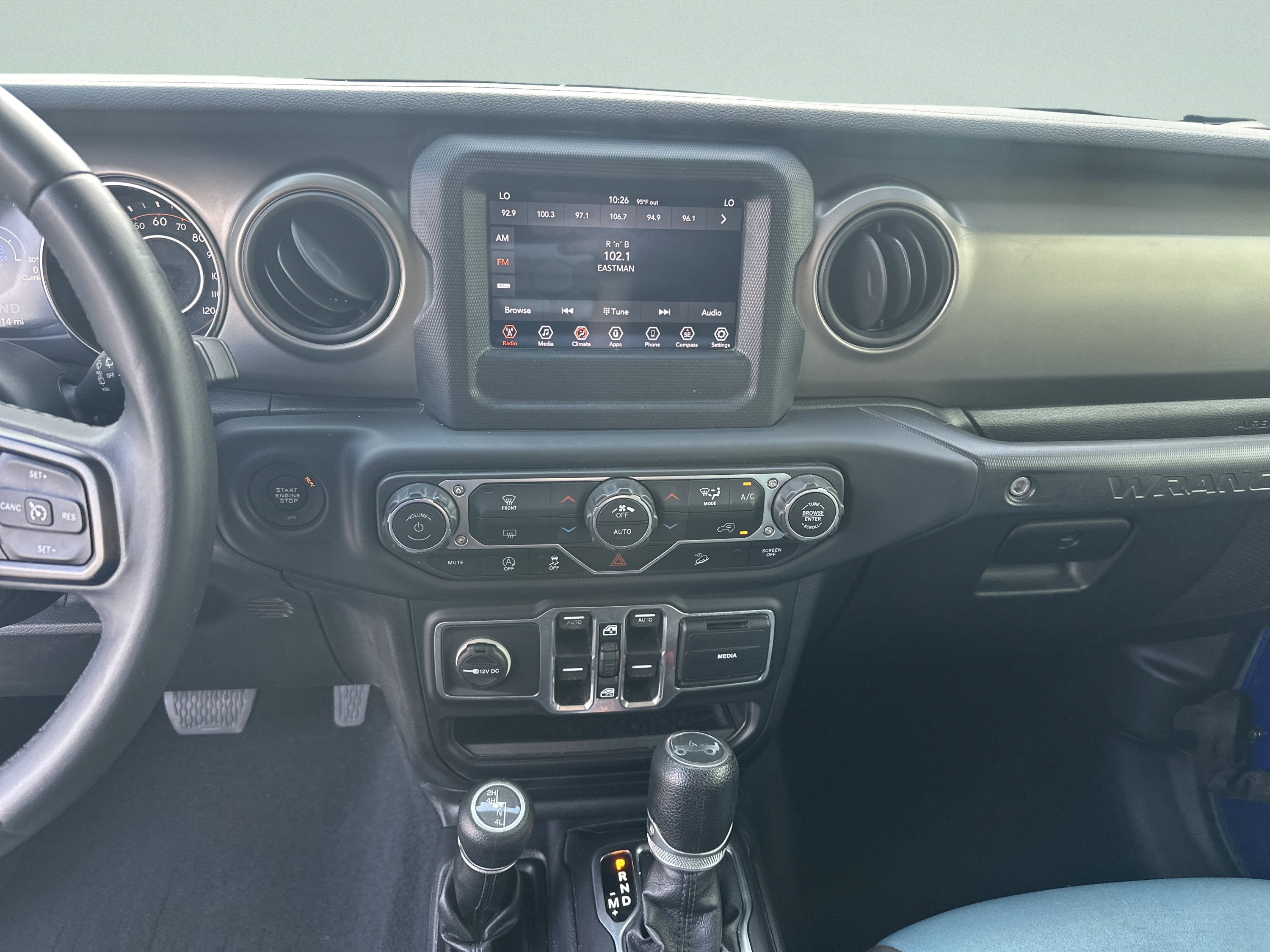 Used 2018 Ocean Blue Metallic Clearcoat Jeep Unlimited Sport S image 9