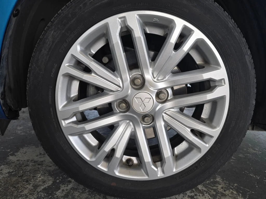Used 2024  Mitsubishi Black Edition image 23