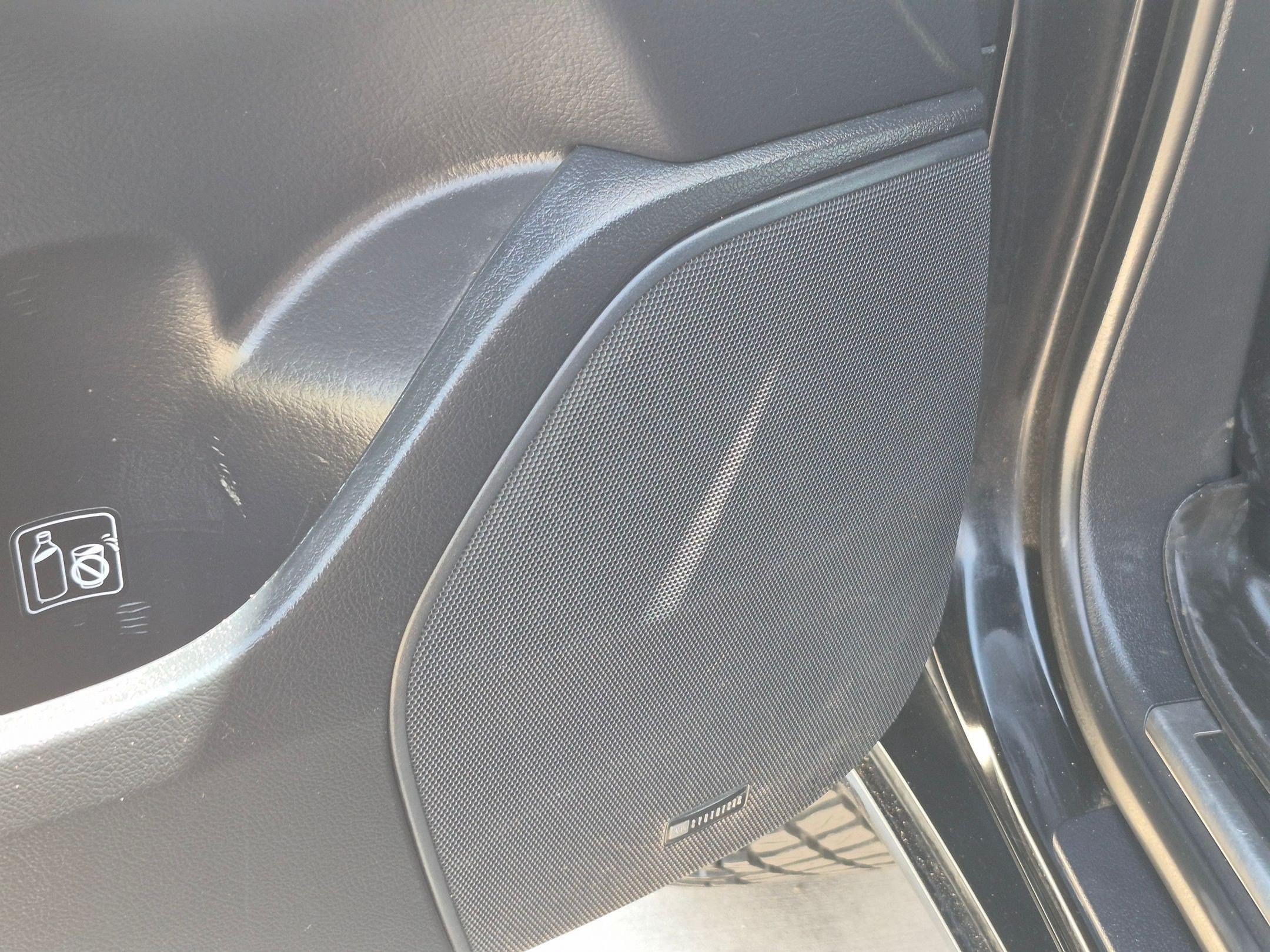 Used 2017 Midnight Black Metallic Toyota Base image 12