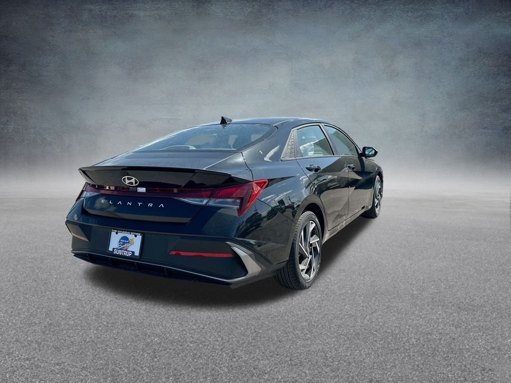 2025 Hyundai Elantra SEL - Photo 32