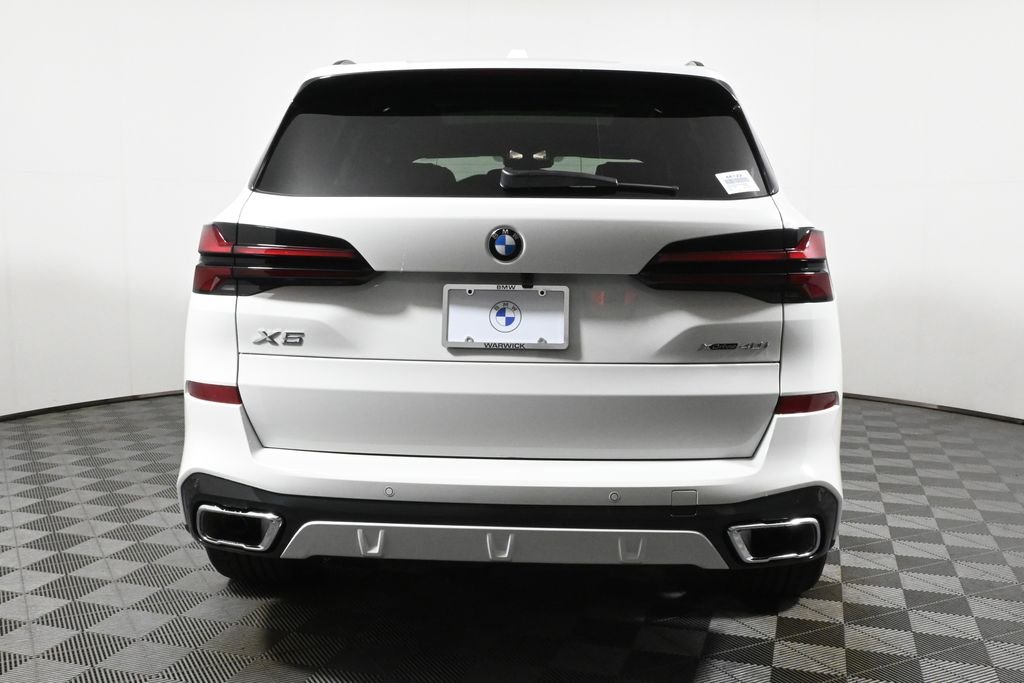 Used 2026 White BMW xDrive40i image 6