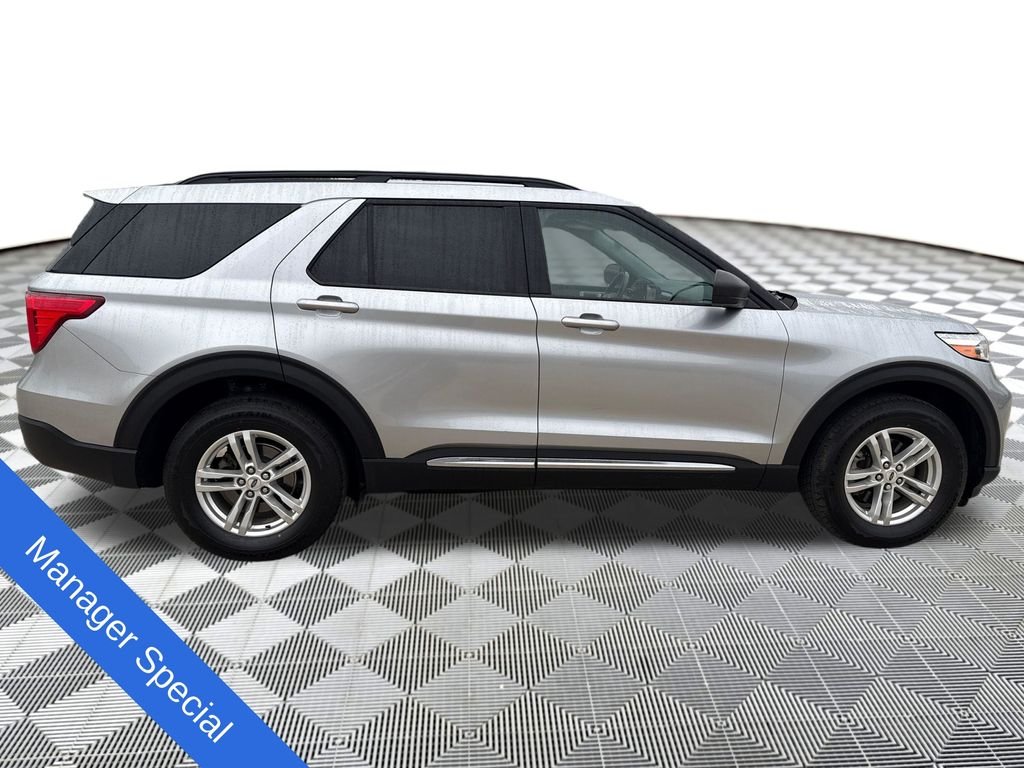 Used 2022 Silver Ford XLT image 7