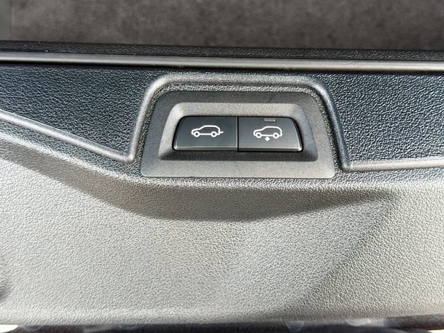Used 2024 Black Sapphire Metallic BMW xDrive40i image 49