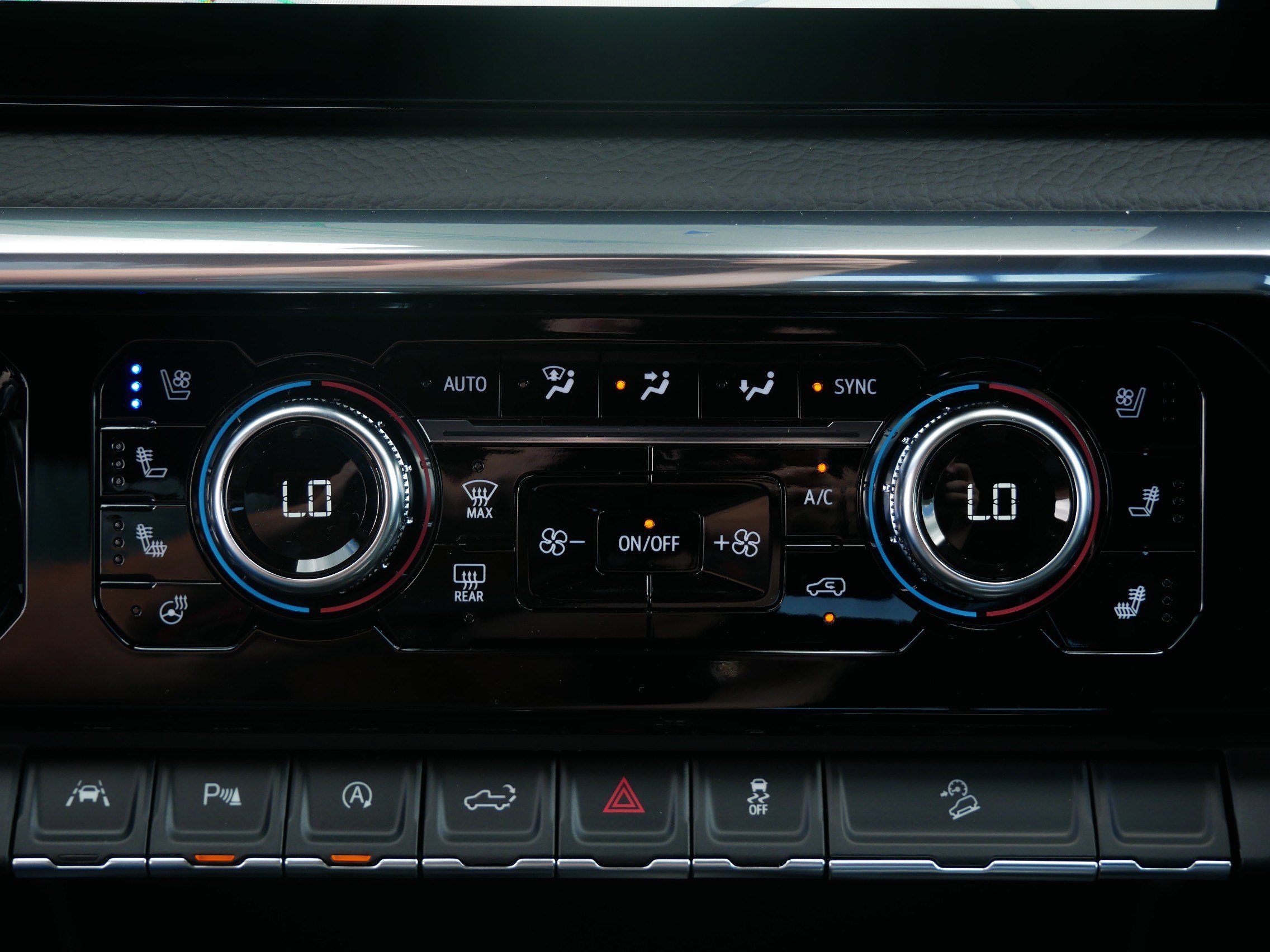 2026 GMC Sierra 1500 Denali - Photo 9