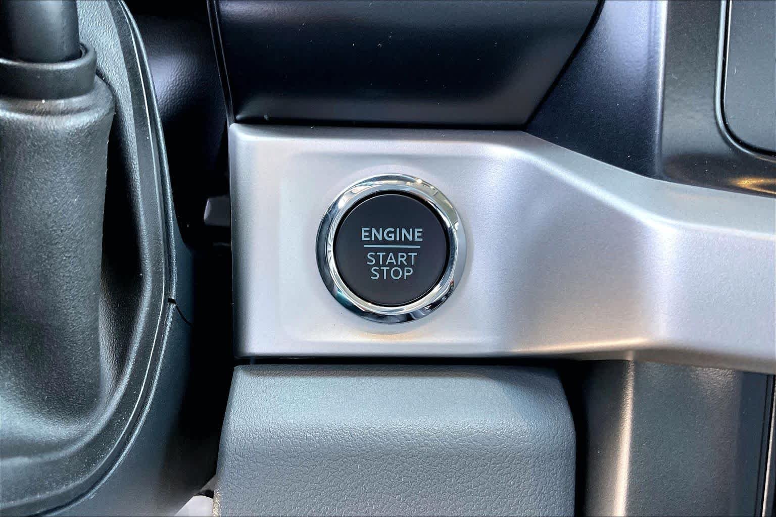 New 2026 Carbonized Gray Metallic Ford F-250® XLT image 16