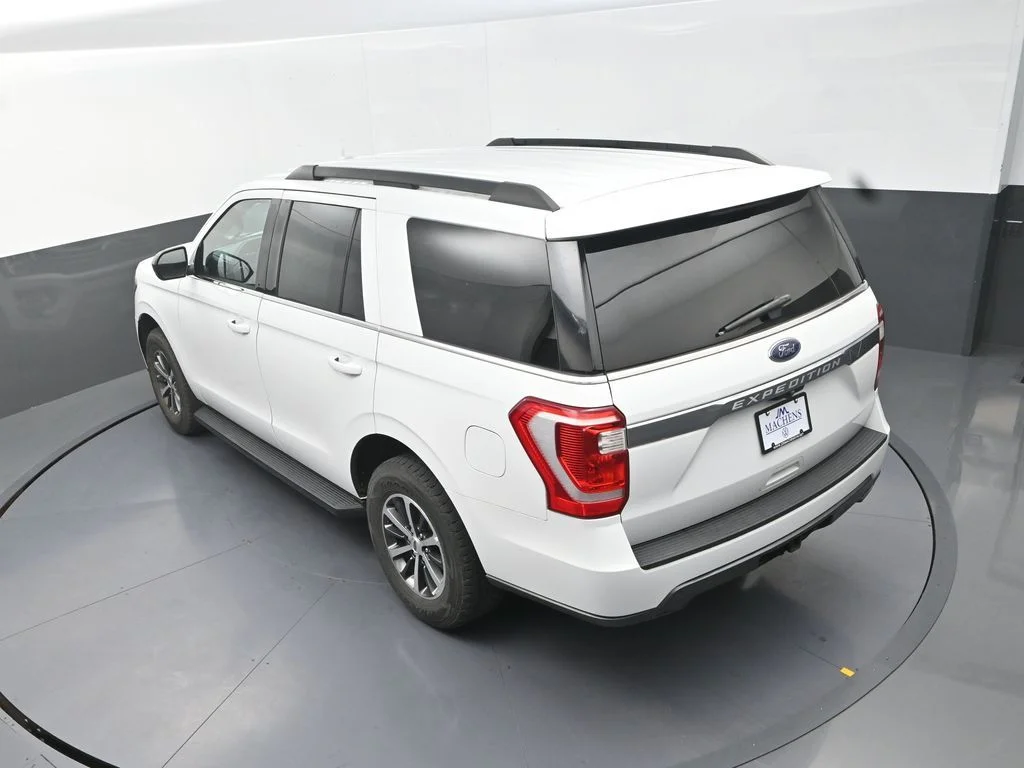 Used 2020 White Ford XL image 19