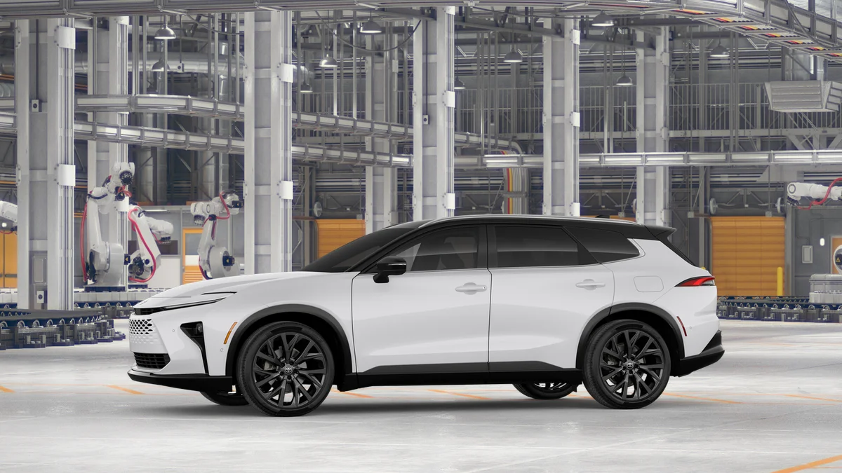 New 2026 Oxygen White with Black roof Toyota Limited image 3