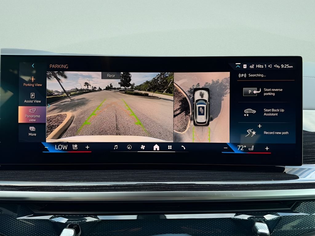New 2026 Mineral White Metallic BMW xDrive40i image 16