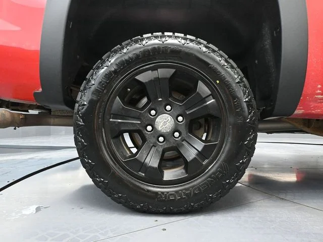 Used 2015 Red Chevrolet LT image 16