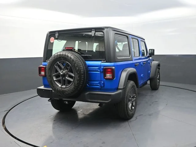 New 2026 Hydro Blue Pearl-Coat Exterior Paint Jeep Sport image 9