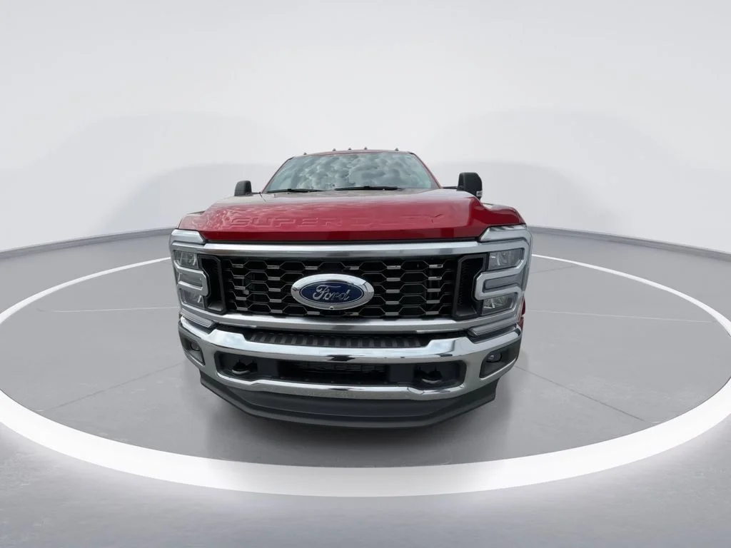 Used 2026 Red Ford XLT image 3