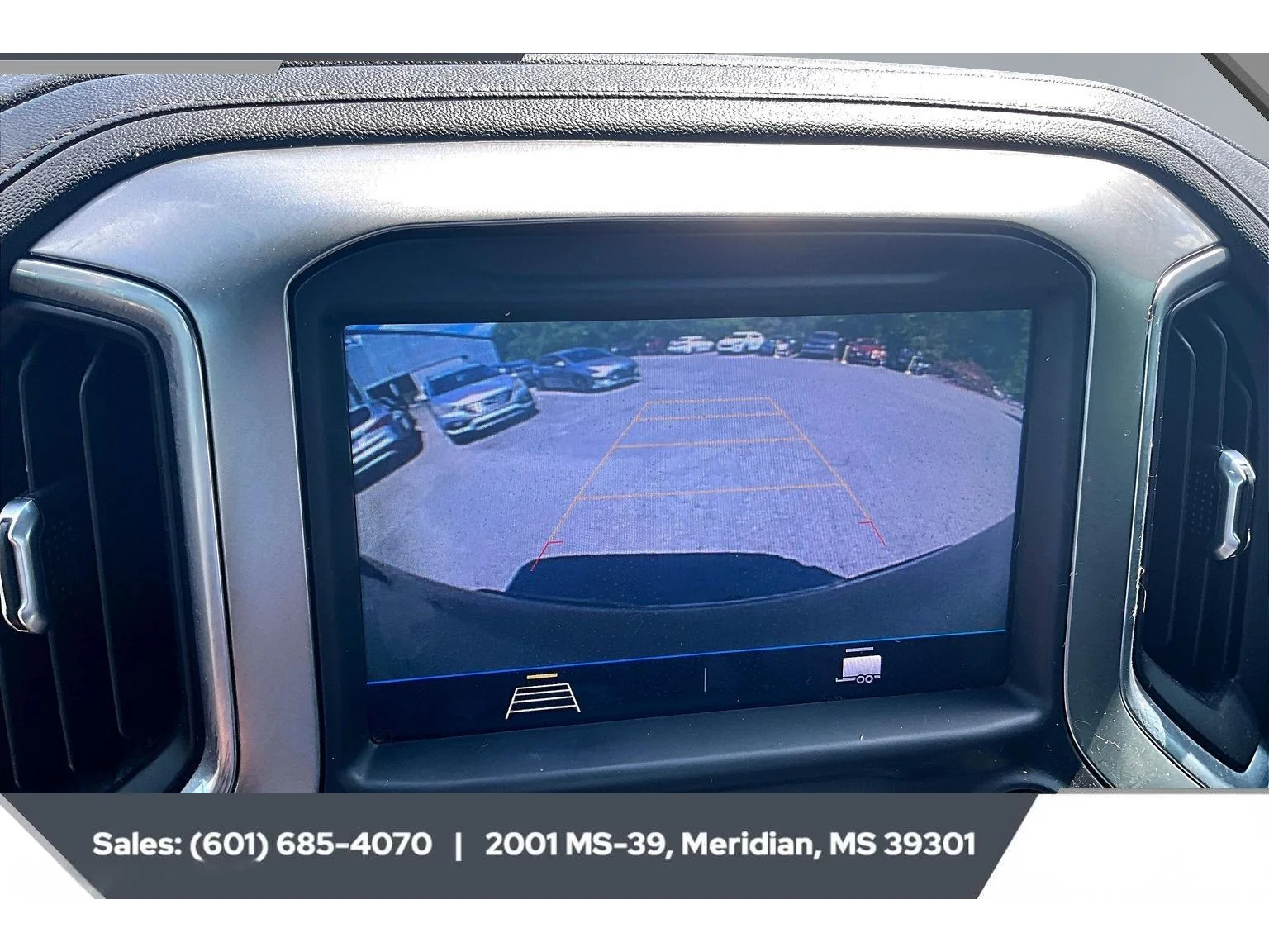 Used 2021 MOSAIC BLACK METALLIC Chevrolet LT image 15
