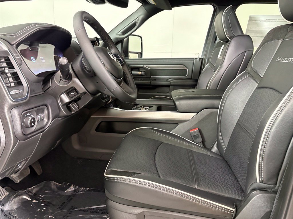 New 2027 Ceramic Gray Clear-Coat Exterior Paint RAM Laramie image 22