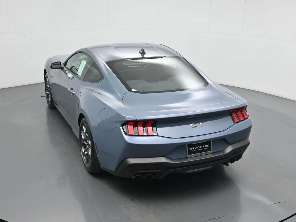 New 2026 Vapor Blue Metallic Ford GT Premium image 35