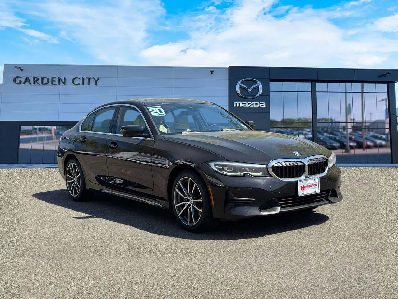 Used 2020 Jet Black BMW xDrive image 1