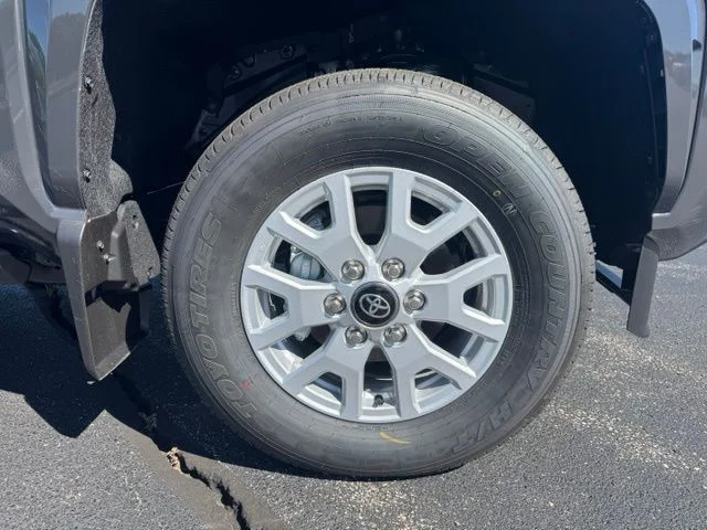 New 2026  Toyota SR5 image 9