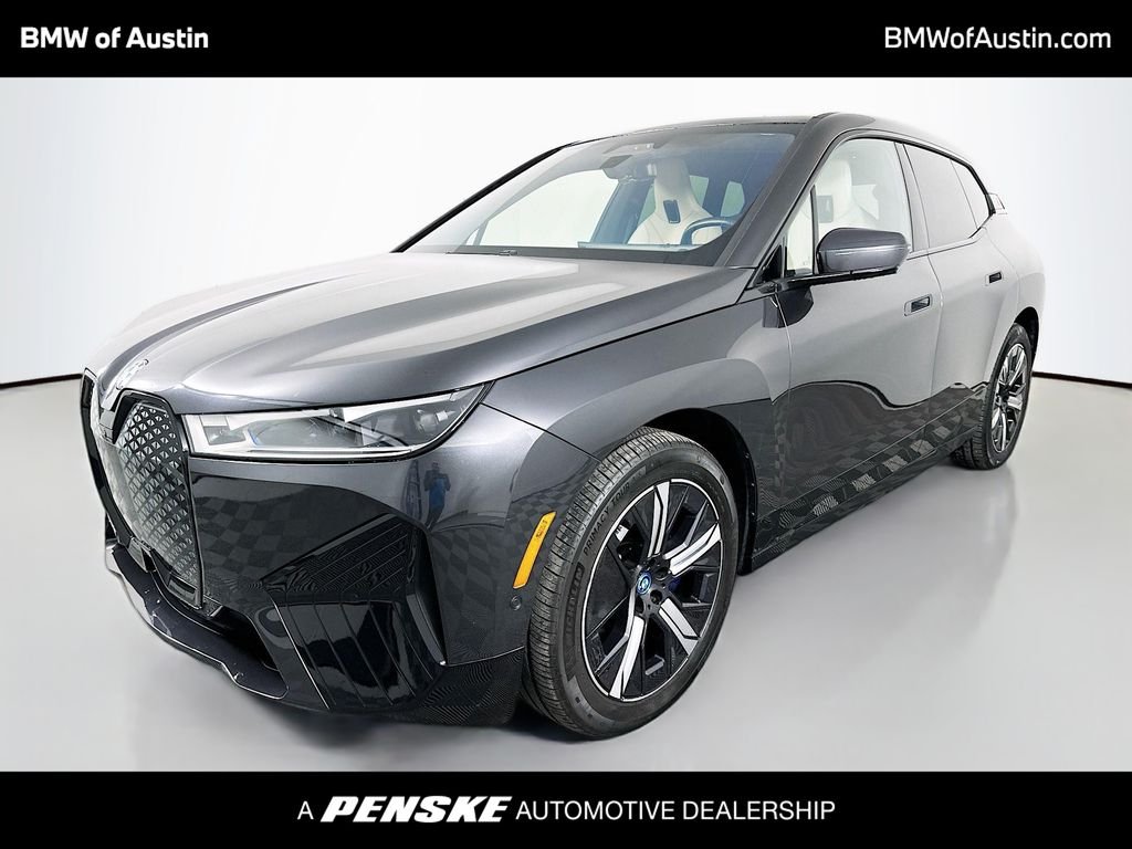 2024 BMW iX xDrive50's photo