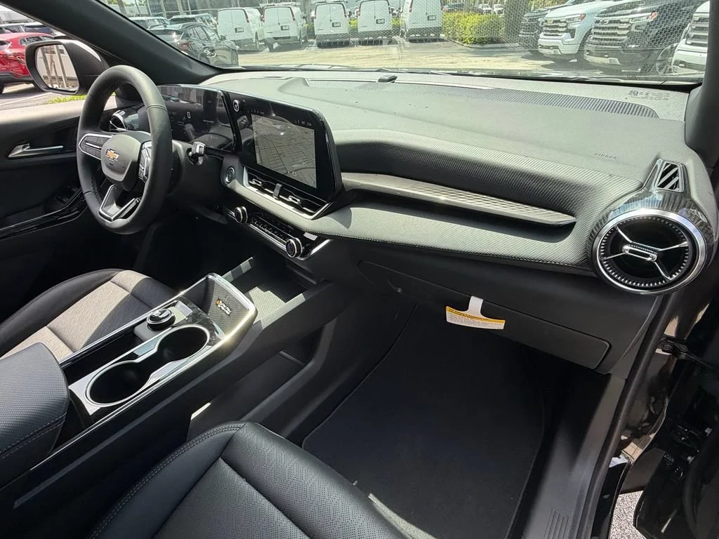 New 2026 Mosaic Black Metallic Chevrolet LT image 16