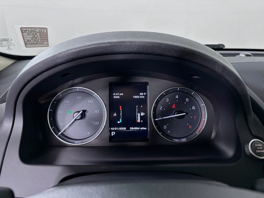 Used 2013 Fuji White Land Rover  image 15